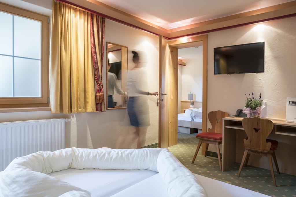 Hotel Mariasteinerhof Екстер'єр фото